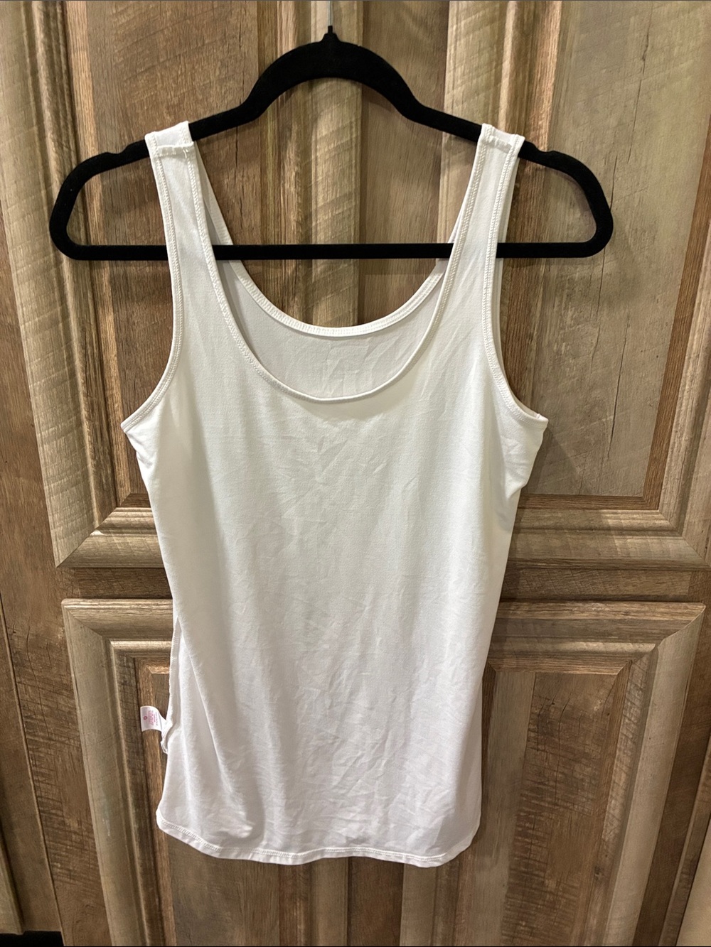 No Boundaries White Scoop Neck Tank Top - Picture 8 of 9